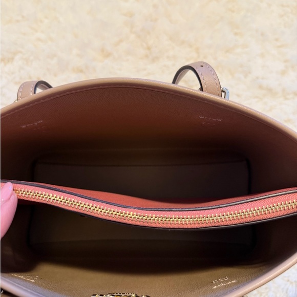 Coach Women's Pink and Beige Striped Shoulder Bag - Picture 4 of 6